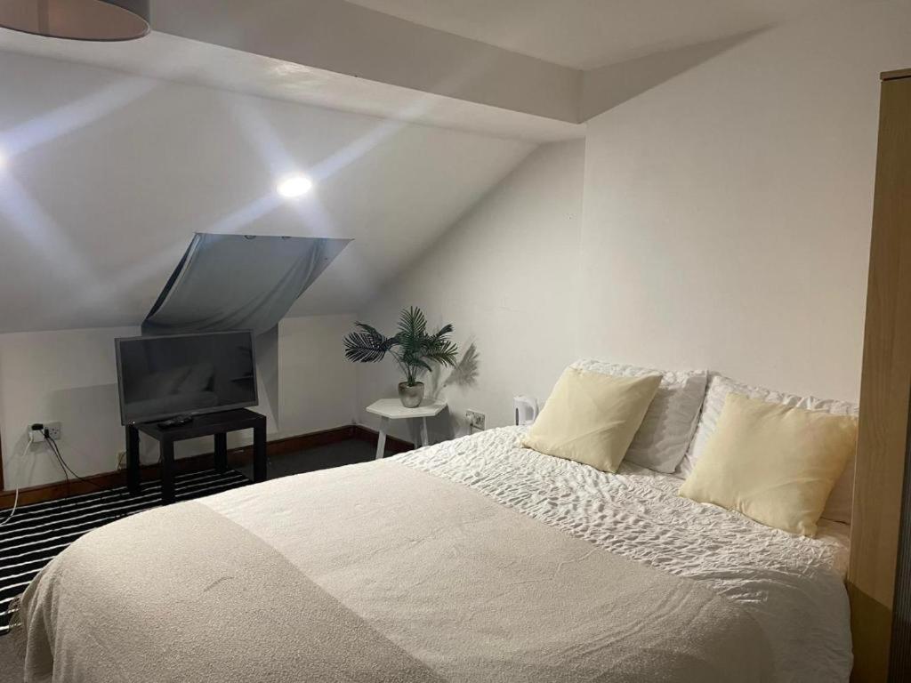 Pensiune Balham, South Spacious, Lambert, 6 Available *